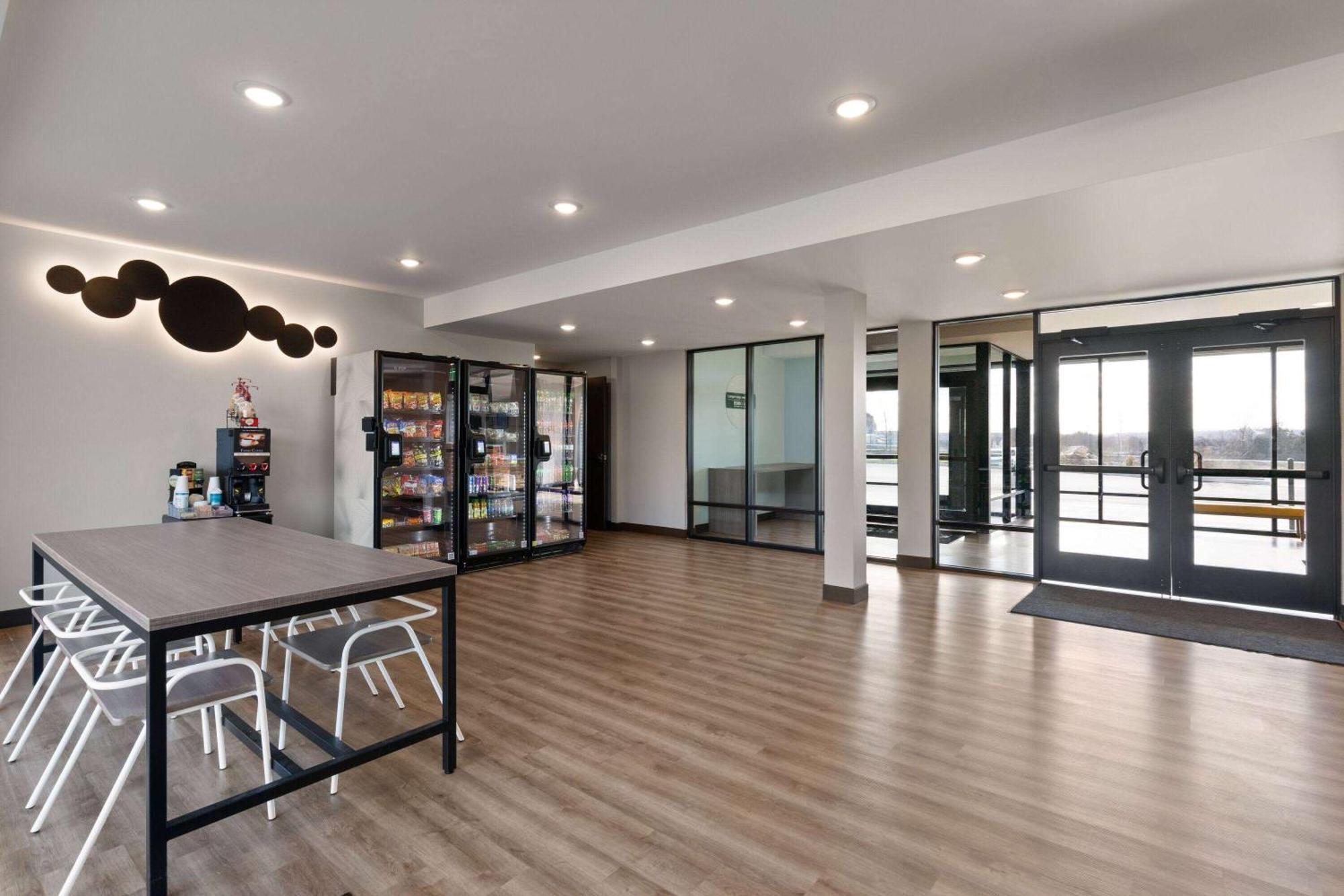 Echo Suites Extended Stay By Wyndham Nashville/ غالاتين المظهر الخارجي الصورة