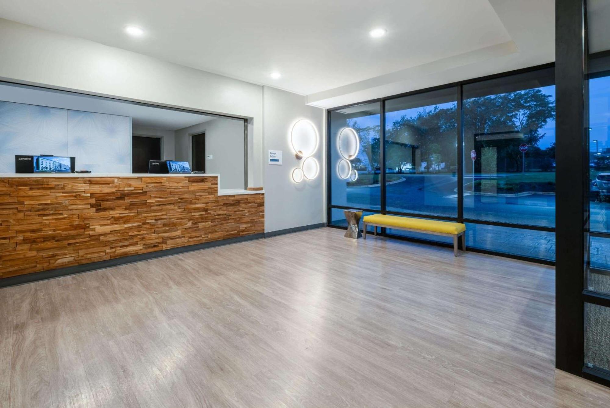 Echo Suites Extended Stay By Wyndham Nashville/ غالاتين المظهر الخارجي الصورة